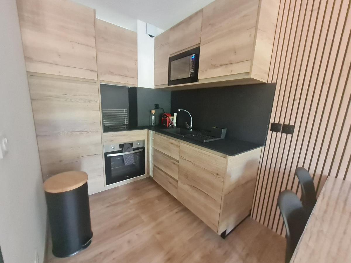 ולברג Charmant 2 Pieces Centre Station מראה חיצוני תמונה
