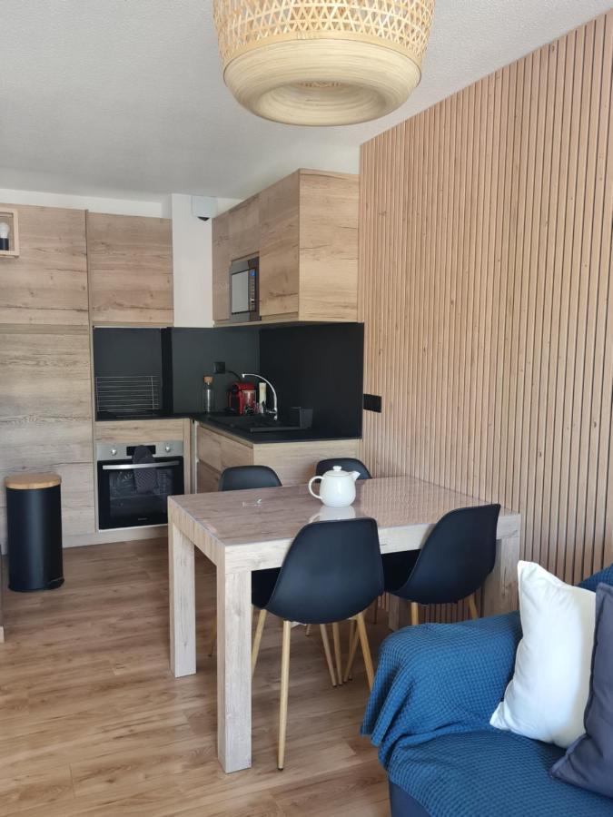ולברג Charmant 2 Pieces Centre Station מראה חיצוני תמונה